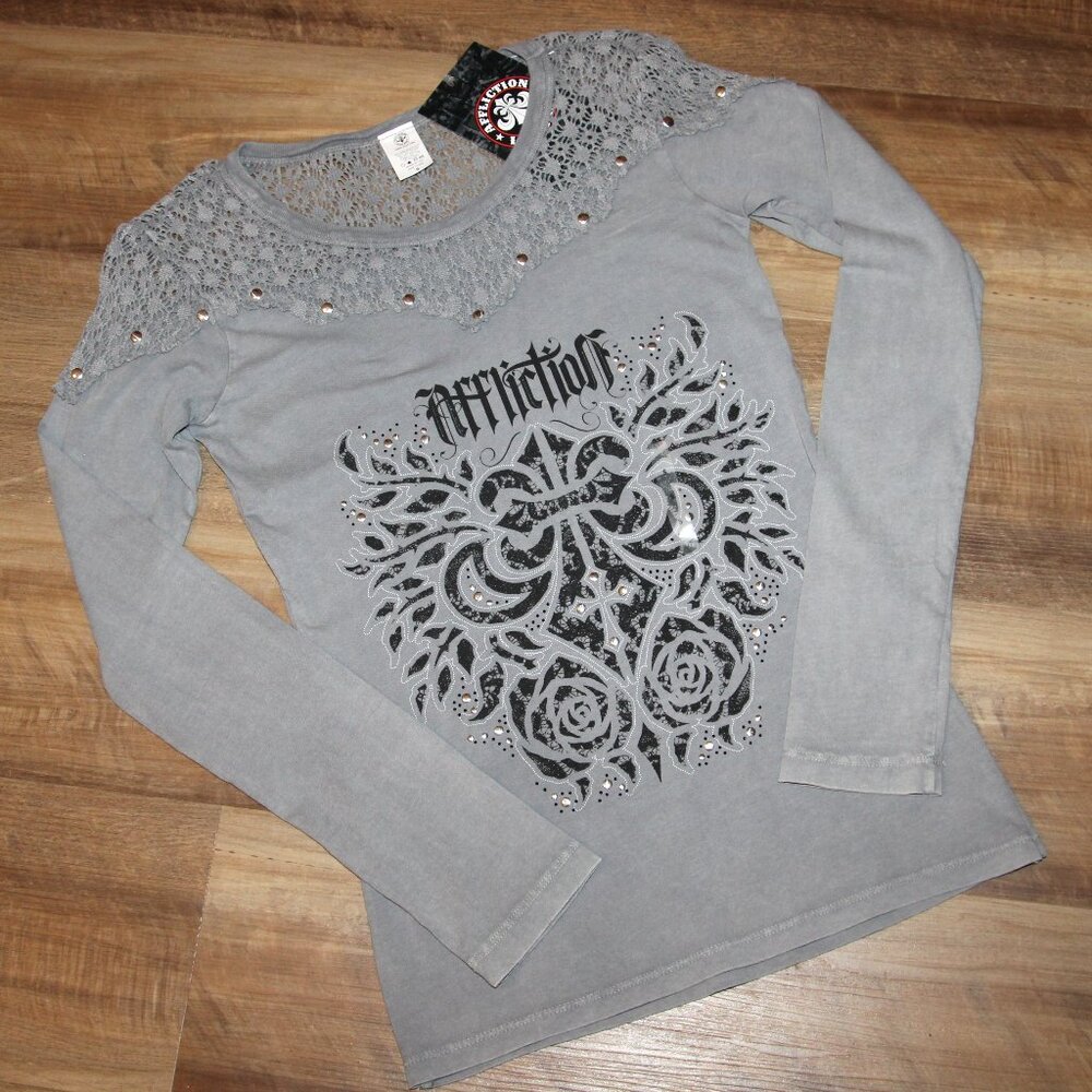 NWT! Affliction Size SM Gray & Black "SAUVIGNON" Studded Fleur De Lis Tee Top